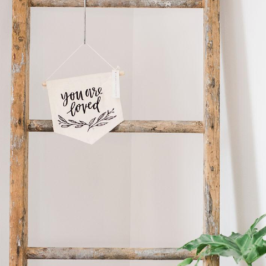 A hang sign stating &