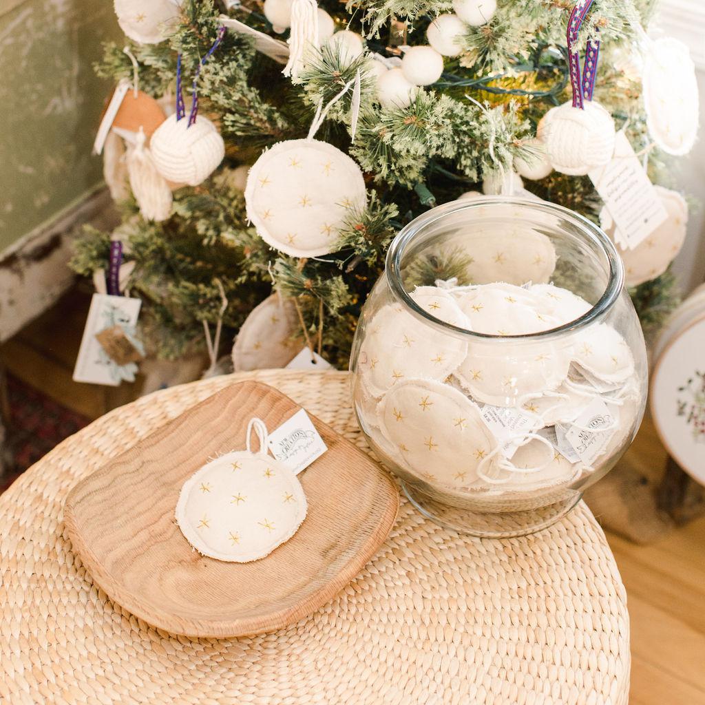 Circle Christmas Ornament