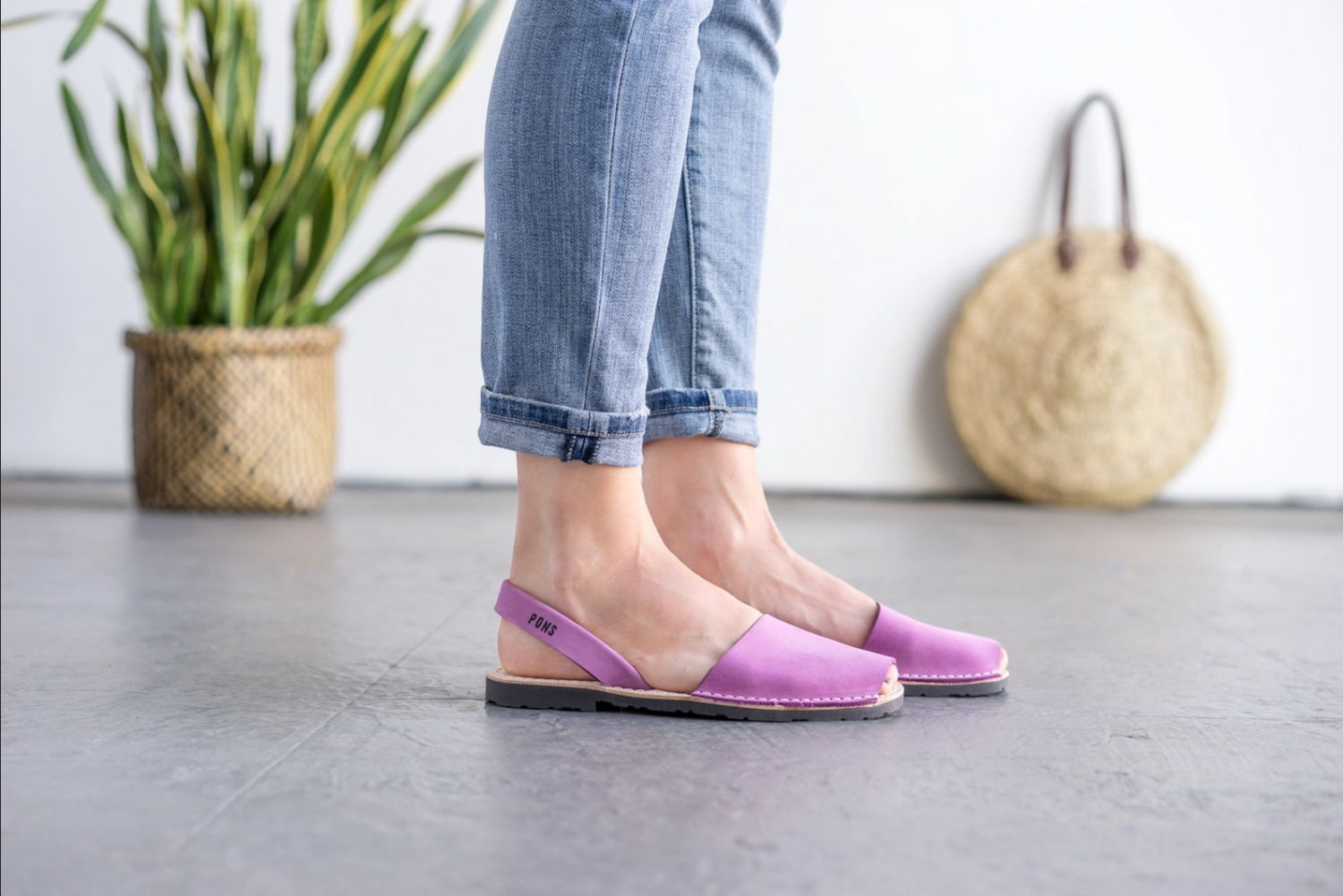 Berry Classic Sandal