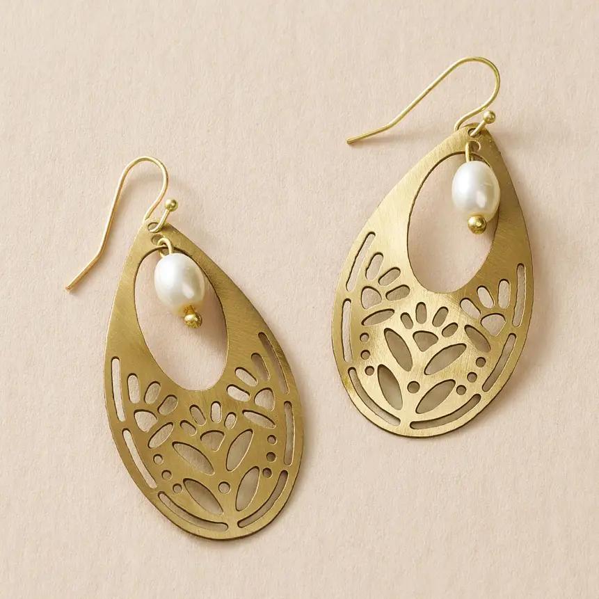 Adhya Teardrop Pearl Earrings